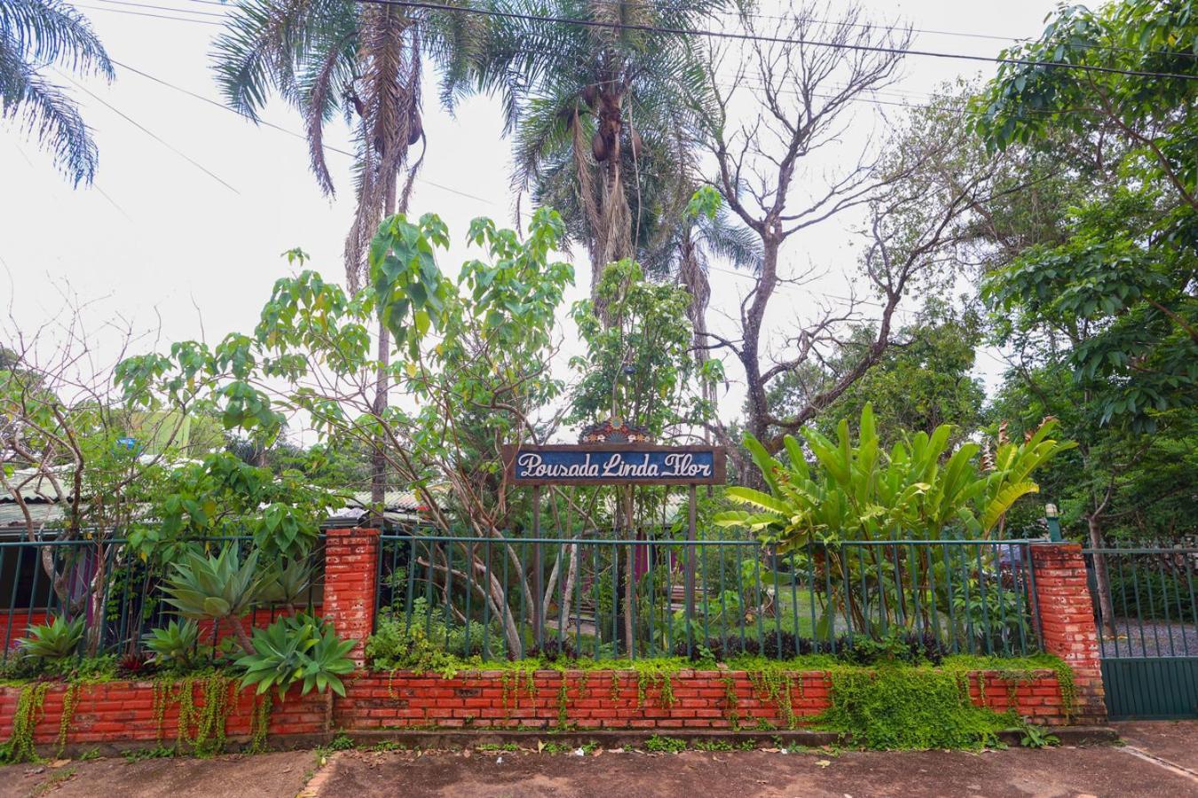 Bed and Breakfast Pousada Linda Flor Alto Paraíso de Goiás Exteriér fotografie